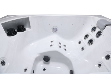 Гидромассажный спа бассейн NordicSpa Magni (Магни) Гидромассажный спа бассейн NordicSpa Magni (Магни)