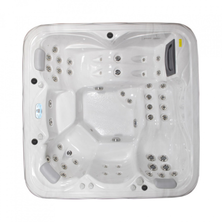 Гидромассажный спа-бассейн Wellis Saturn Гидромассажный спа-бассейн Wellis Saturn